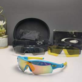 Picture of Oakley Sunglasses _SKUfw66124424fw